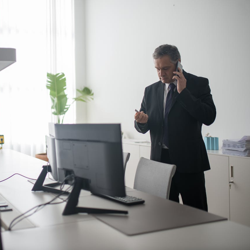 federal employee reviewing retirement plan documents